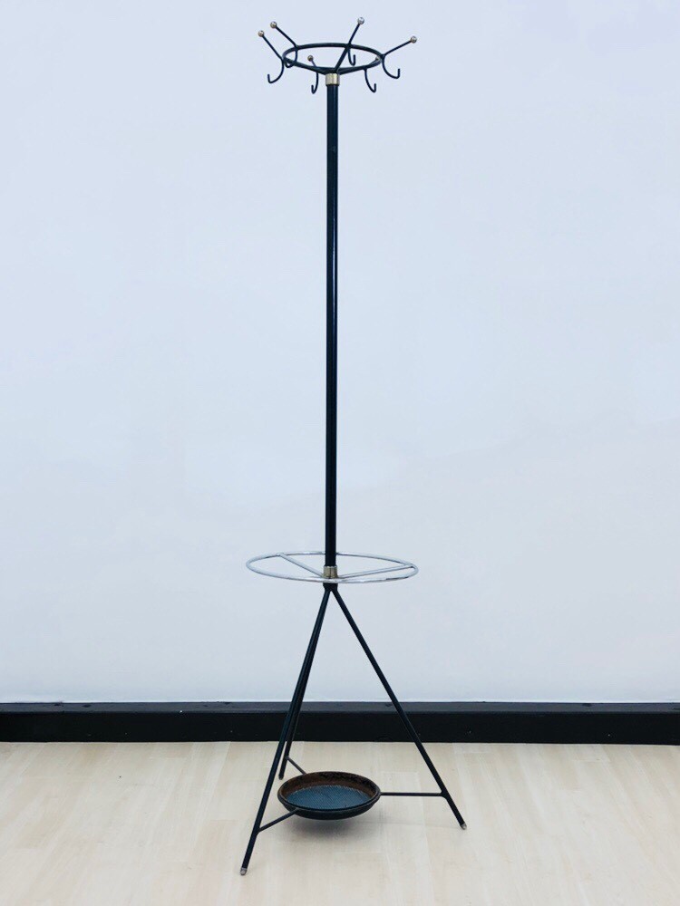 【あると便利なコートハンガー！】デザイン性も有り役員様用にもオススメです！

                        unknown
                                    中古
            