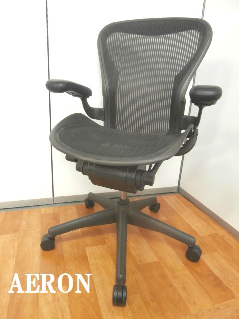 【訳あり：チェアの絶対的王者と言っても過言ではない・タイプB】■アーロンチェア　■ハーマンミラー　■事務椅子　■高級チェア　■多機能　■肘付　■メッシュ
                        アーロンチェア
                                    中古
            