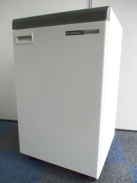 【プライバシー保護に役立つ】ストレート＋スパイラルカット！【オフィスの必需品！】
                        その他シリーズ
                                    中古
            