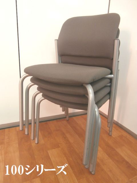 【４脚セット商品！！快適スタッキングチェア】■コクヨ製　■100シリーズ　■スタッキングチェア　■グレー　■ミーティングチェア　■灰色
                        １００シリーズ
                                    中古
            