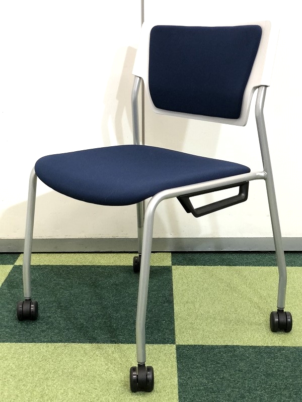 【スタッキングチェア】イトーキ　エレックSC【会議椅子】キャスター付【ミーティングチェア】
                        エレック
                                    中古
            