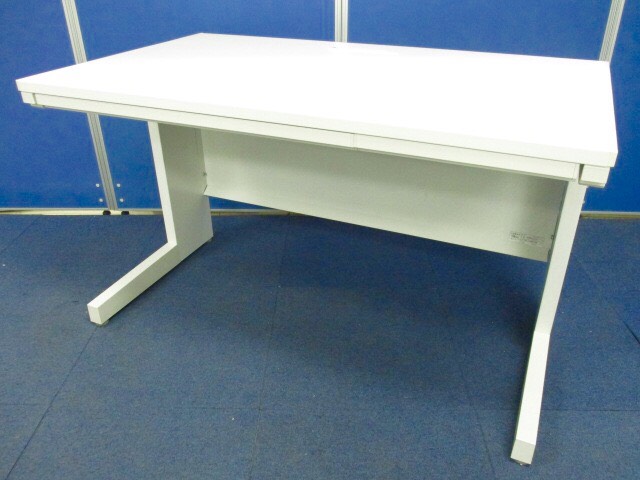 【人気のホワイトデスク!!】ウチダ製　スカエナシリーズ　幅1200㎜と一番人気サイズが入荷です!!【6台まとめて入荷!!】
                        スカエナ
                                    中古
            