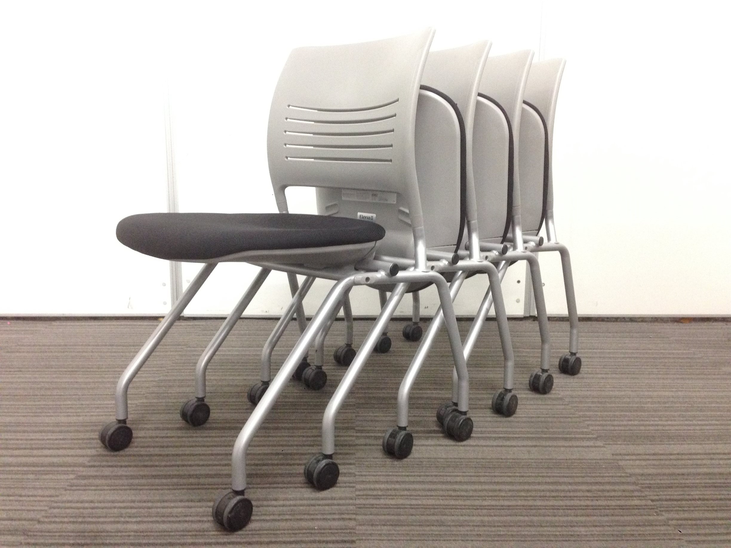 【限定2セット】4脚セットでお買い得！人気のシリーズ！エレナチェア【オカムラ製】
                        エレナ
                                    中古
            