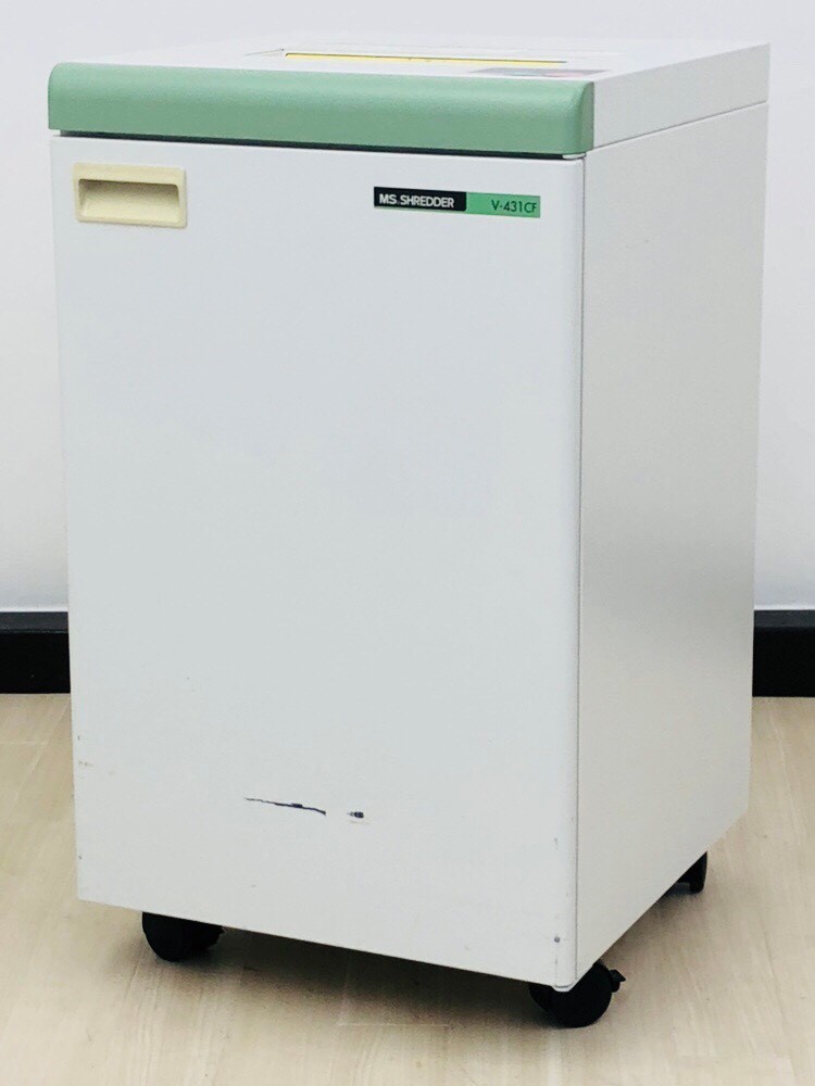 【新品時最大裁断枚数22枚！】縦切り横切りを１度に行うことができるワンカットクロスタイプ！
                        Vシリーズ
                                    中古
            