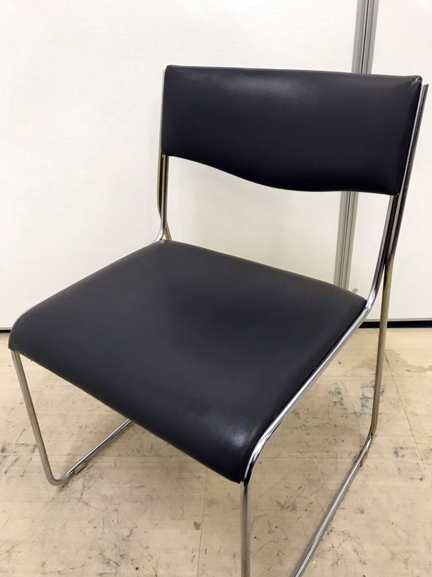 【1脚販売】コクヨ製品のスタッキングチェアの入荷です！とりあえず座れば良いというお客様におすすめです！
                        その他
                                    中古
            