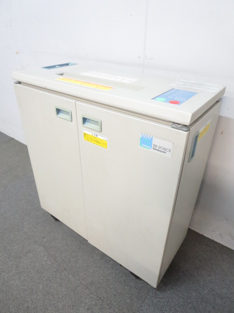 【スリムでコンパクト！】■オフィスシュレッダー　SR-206CE　■細かく処理できるクロスカットタイプ
                        ナカバヤシ　オフィスシュレッダー ＳＲシリーズ
                                    中古
            