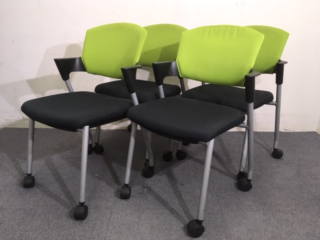 【セット商品】コクヨ製｜プロッティチェア｜お得な４脚セット商品入荷致しました！入れ替えや追加にいかがでしょうか！

                        プロッティ
                                    中古
            