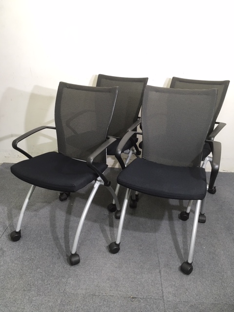 【セット商品】ヘイワース製｜ネスティングチェア｜お得な4脚セット商品入荷致しました！起業・入れ替えご検討の方にオススメです！
                        不明
                                    中古
            