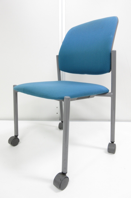 【4脚入荷!!】キャスター付で移動もスムーズ!!重ねて収納可能なチェア!!【会議室等にオススメ!!】
                        LKシリーズ
                                    中古
            