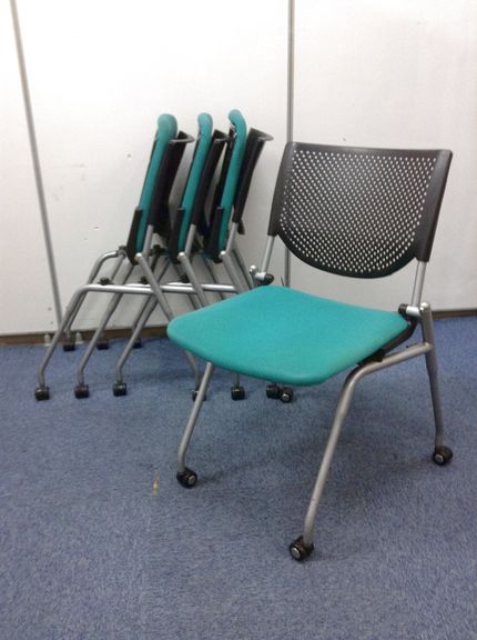 【4脚セット!】ミーティングスペースをご検討中の方へ!
                        プロスタック
                                    中古
            