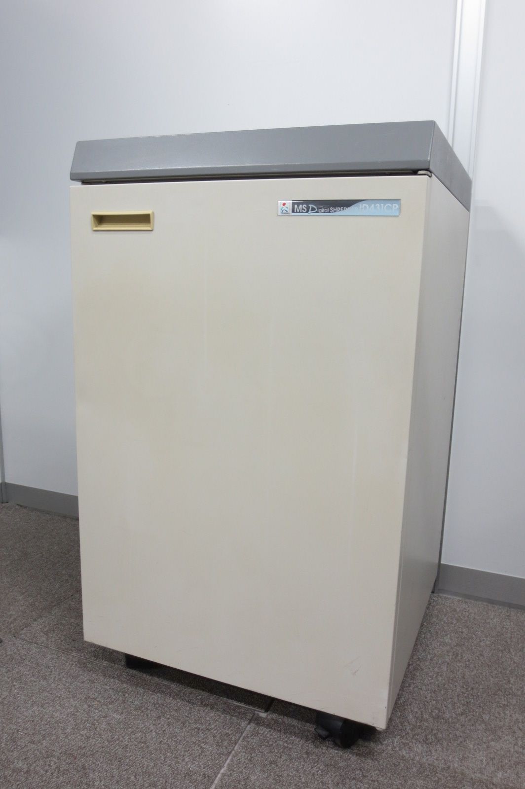 【ハイパワー】人気のシュレッダーが再入荷しました【スパイラルカット】
                        その他シリーズ
                                    中古
            