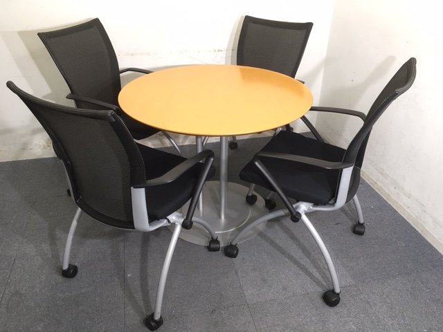 【セット商品】丸テーブル+ネスティングチェア4脚セット｜お得なテーブルセット入荷致しました！
                        その他シリーズ
                                    中古
            