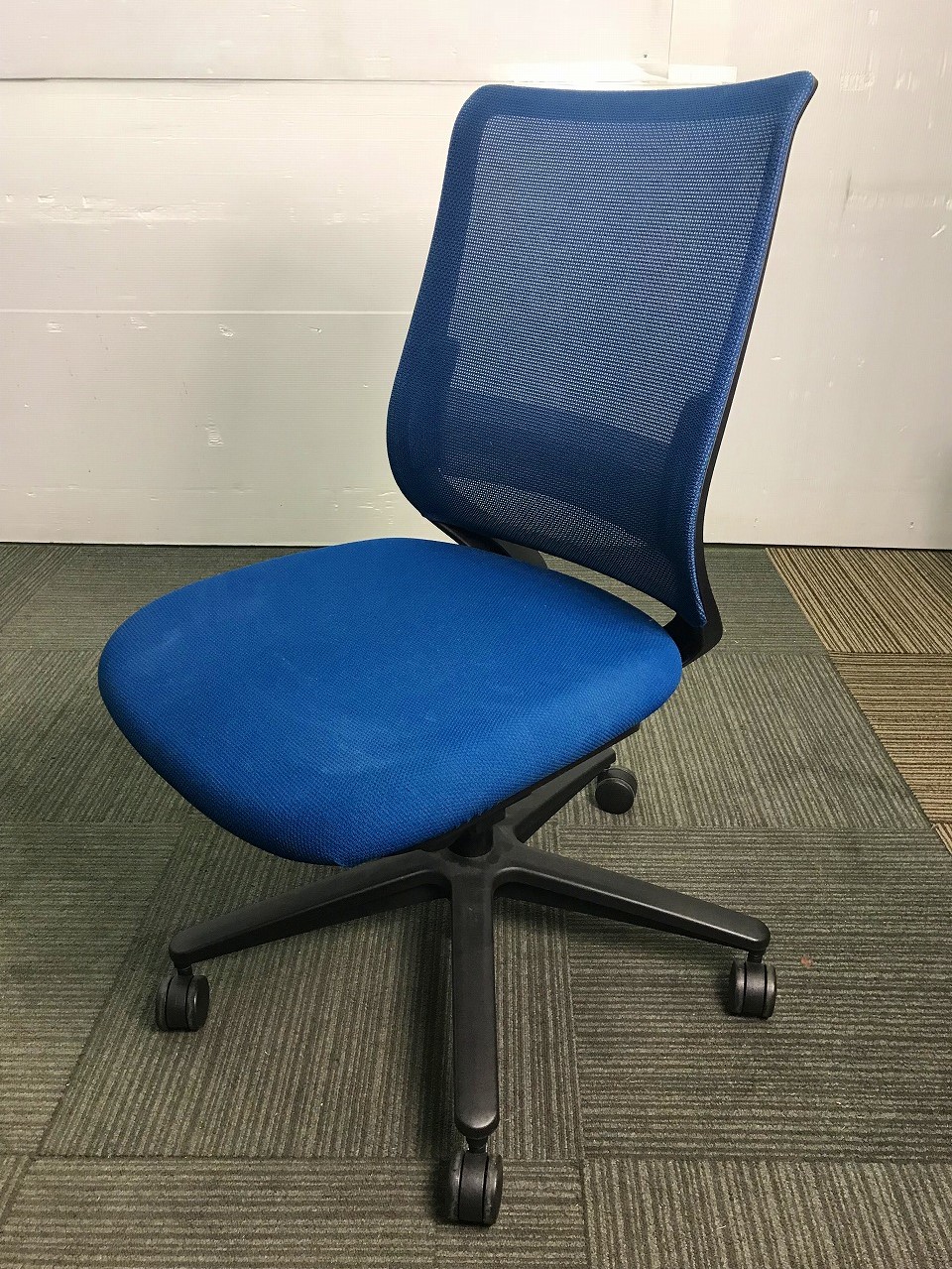 19台入荷!デザイン性バツグン!!!　メッシュオフィスチェア　コクヨ製ミトラシリーズ
                        ミトラシリーズ
                                    中古
            