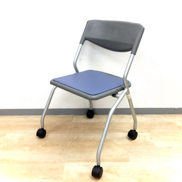 【期間限定特別価格】会議室の予備に最適なネスティングチェア！キャスター付で収納もらくらく！
                        その他シリーズ
                                    中古
            