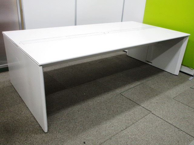 【限定１台】耐久性も見た目もいい最先端デスクが中古で安い！■４名様向け■会議用にも
                        alffice
                                    中古
            