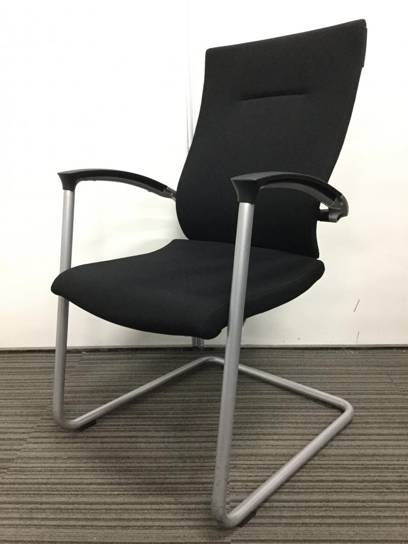 【おつとめ品】在庫入替セール！定価10万超え！？スピーナチェアのミーティング仕様　背もたれクッションです　いとーき(itoki)製
                        スピーナ
                                    中古
            