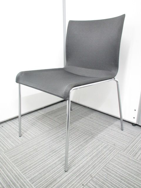 お洒落なメッシュ製のスタッキングチェア　グレーカラー｜会議室や休憩室におすすめ！
                        その他シリーズ
                                    中古
            
