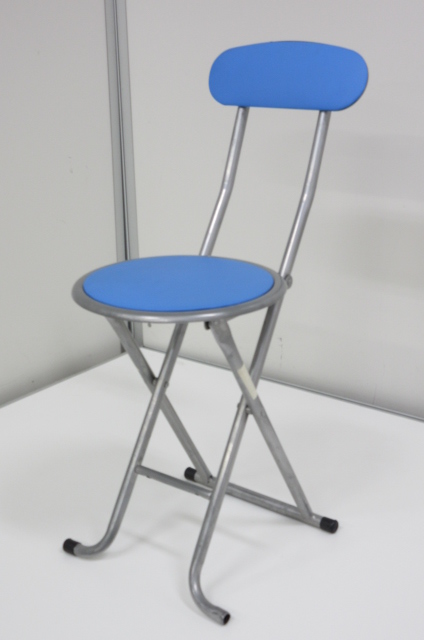 【2脚入荷!!】簡易的なイスをお探しの方にオススメ!!【持ち帰り推奨商品!!】
                        その他シリーズ
                                    中古
            