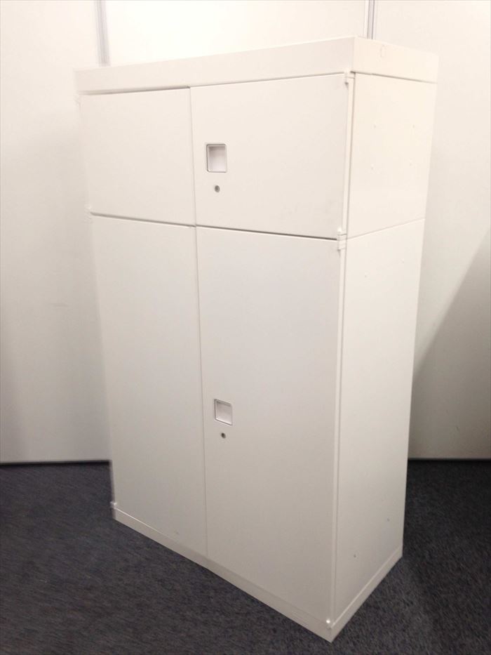 【希少な組み合わせ！】■オカムラ製の書庫セット■両開き＋両開き■冗談がコンパクトなのでもう少し欲しいという方へ！
                        レクトライン
                                    中古
            