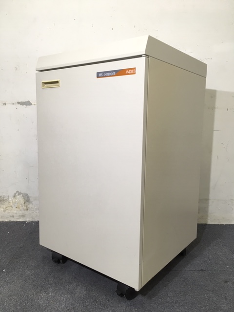 【1台入荷！】人気の明光商会製シュレッダー｜オフィスに1台必需品！
                        Vシリーズ
                                    中古
            