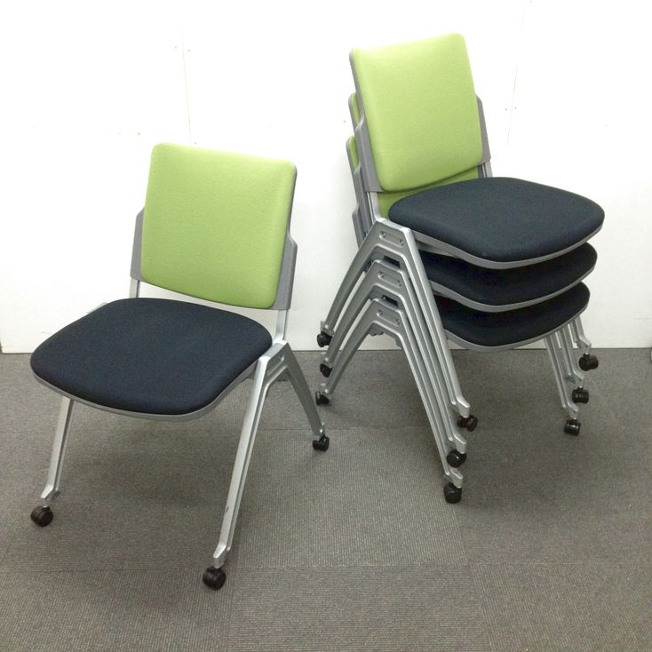 【4脚セット】国内品の会議用チェアがまとめてお安くご提供☆中古　会議用チェア　ミーティングチェア　スタックチェア
                        MX-50
                                    中古
            