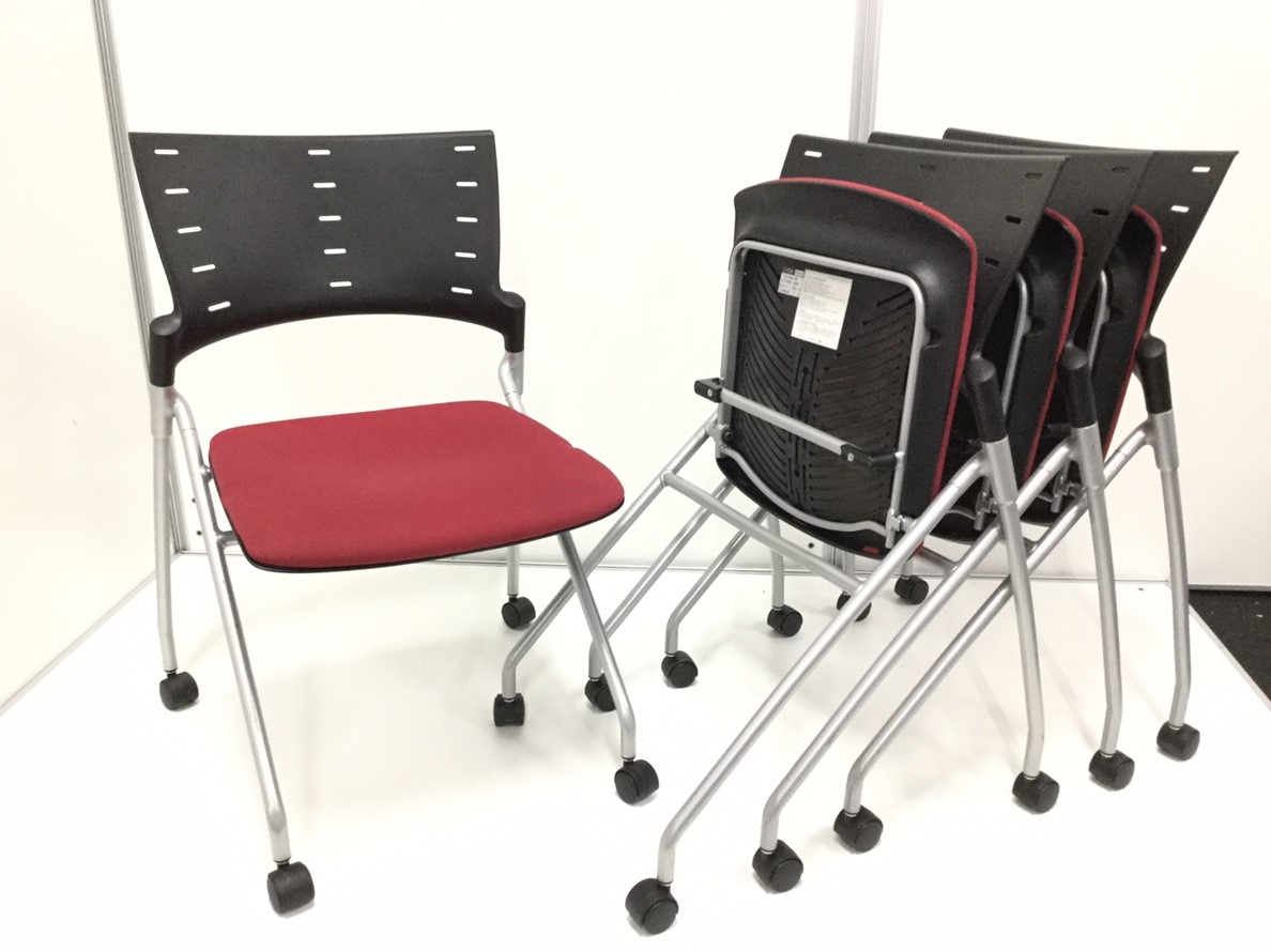 【4脚セット！！】落ち着いた配色でオフィスを演出します！重ねて収納可能&キャスター付きの有能チェア！【ローズ色！！】
                        マノス
                                    中古
            