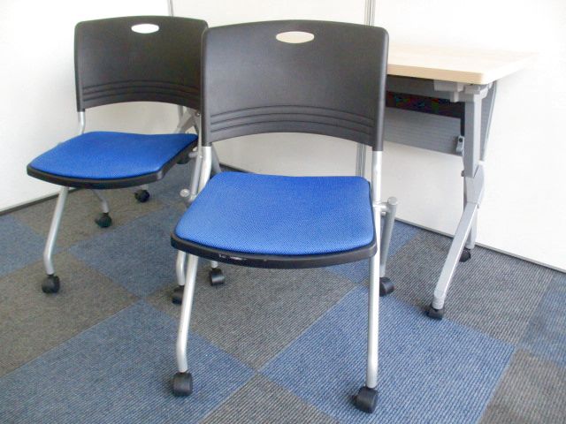 【省スペースに役立ちます！】会議チェアと会議テーブルのご案内！【畳めて掃除もらくらくです！】
                        フラプター
                                    中古
            