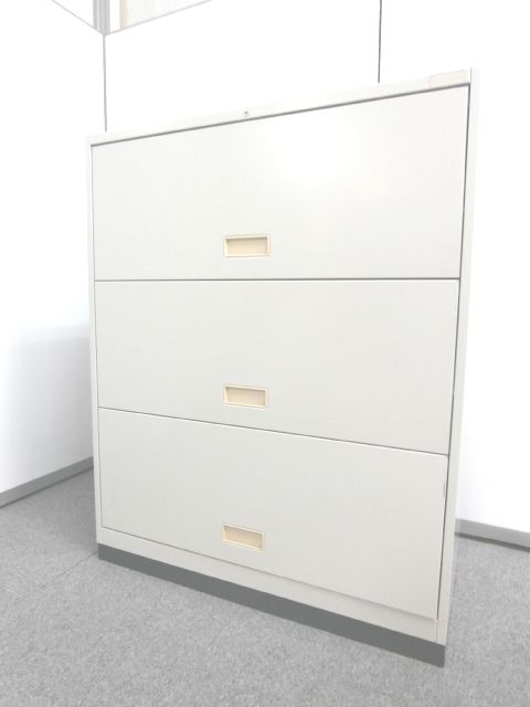 【商品入替の為お求めやすくなっています！！書類が取り出しやすく入れやすいケンドン書庫です！！】■国内メーカー　■おつとめ品
                        その他シリーズ
                                    中古
            