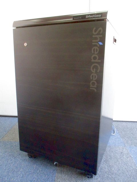 【在庫入れ替えセール品】同時裁断枚数が6枚！
                        極美 
                                    中古
            