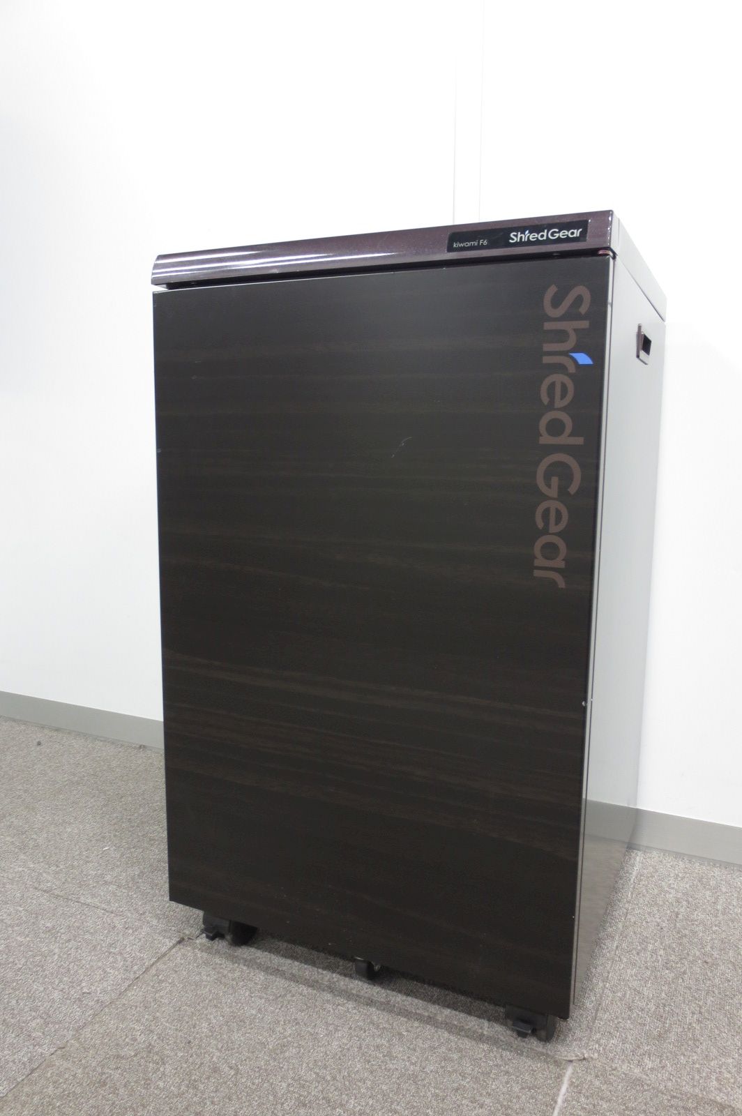 【展示使用品】世界最小レベルの細断が出来るシュレッダー！【1台限り】　
                        極美
                                    新古品
            