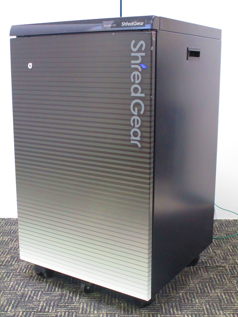 外装もグラデーション調できれい！裁断セキュリティレベル6を備え、最大裁断枚数20枚を両立したハイセキュリティシュレッダー！限定1台
                        極美 kiwami F20
                                    中古
            