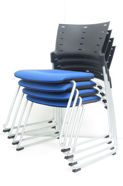 【お得なセット商品】安定した座り心地!!有名メーカーの定番シリーズ!!
                        マノス
                                    中古
            