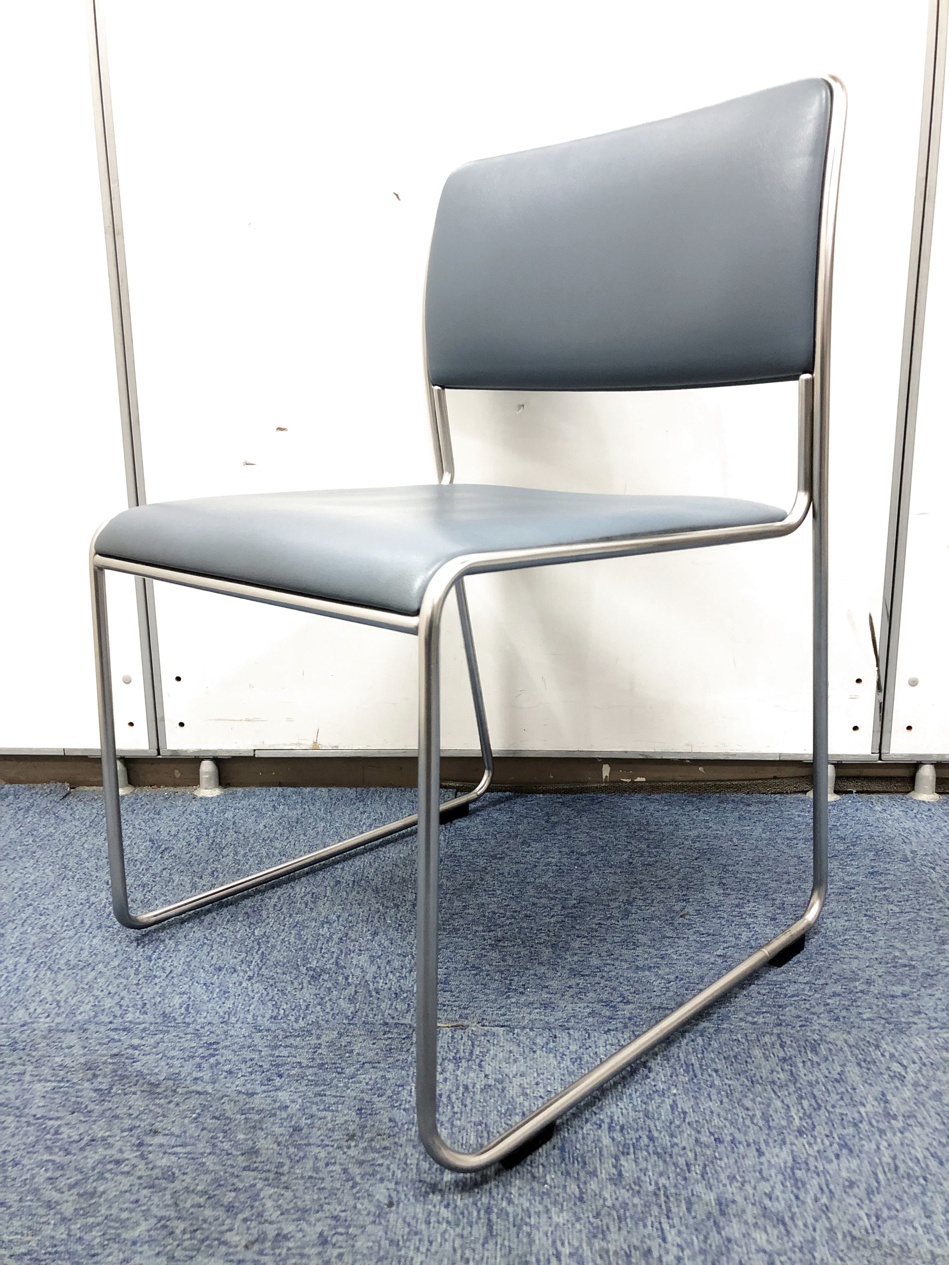 【15脚入荷】収納に便利スタッキングチェア　ロット購入お待ちしております。
                        -
                                    中古
            