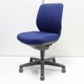 ブルー(青)がきれいな事務椅子　コクヨ製セディスタチェア