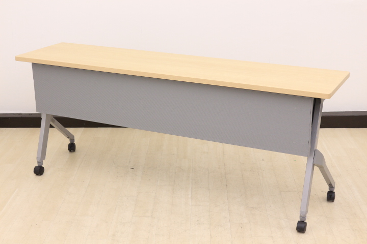 【￥18,700⇒￥13,000!!】値下げしました！折りたたみ収納可♪木目が美しいスタックテーブルスリムタイプ!!
                        フラプター
                                    中古
            