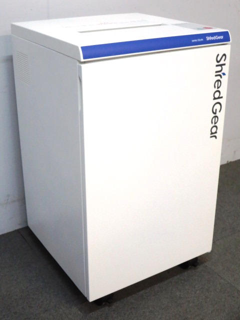 【メディア細断機能搭載！】■業務用クロスカットシュレッダー【Shred Gear】SENKA22CM ■MAX22枚細断できます！
                        千嘉
                                    中古
            