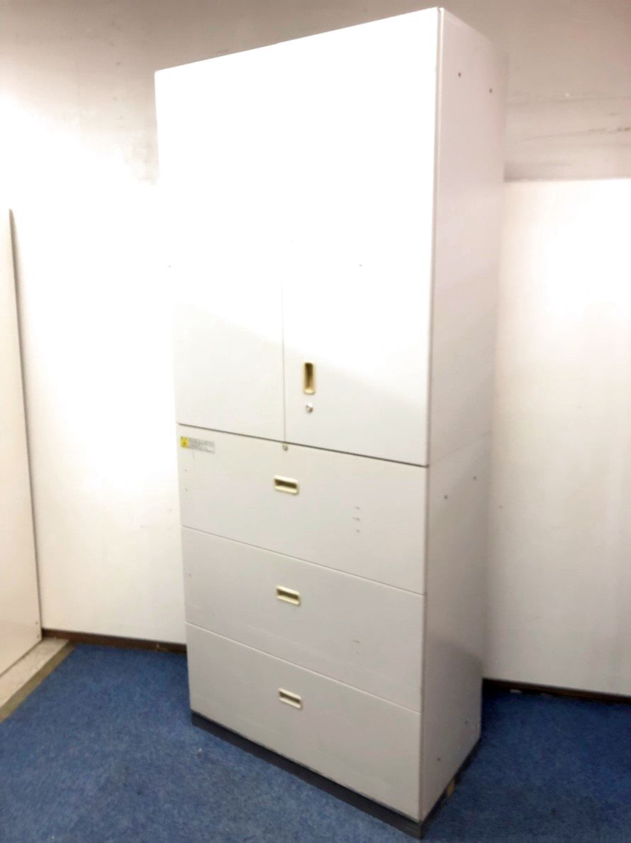 【目立つ傷あるため】両開き+3段ラテラル(引出し)　上下書庫セット1台限定
                        SU-Ⅱ
                                    中古
            