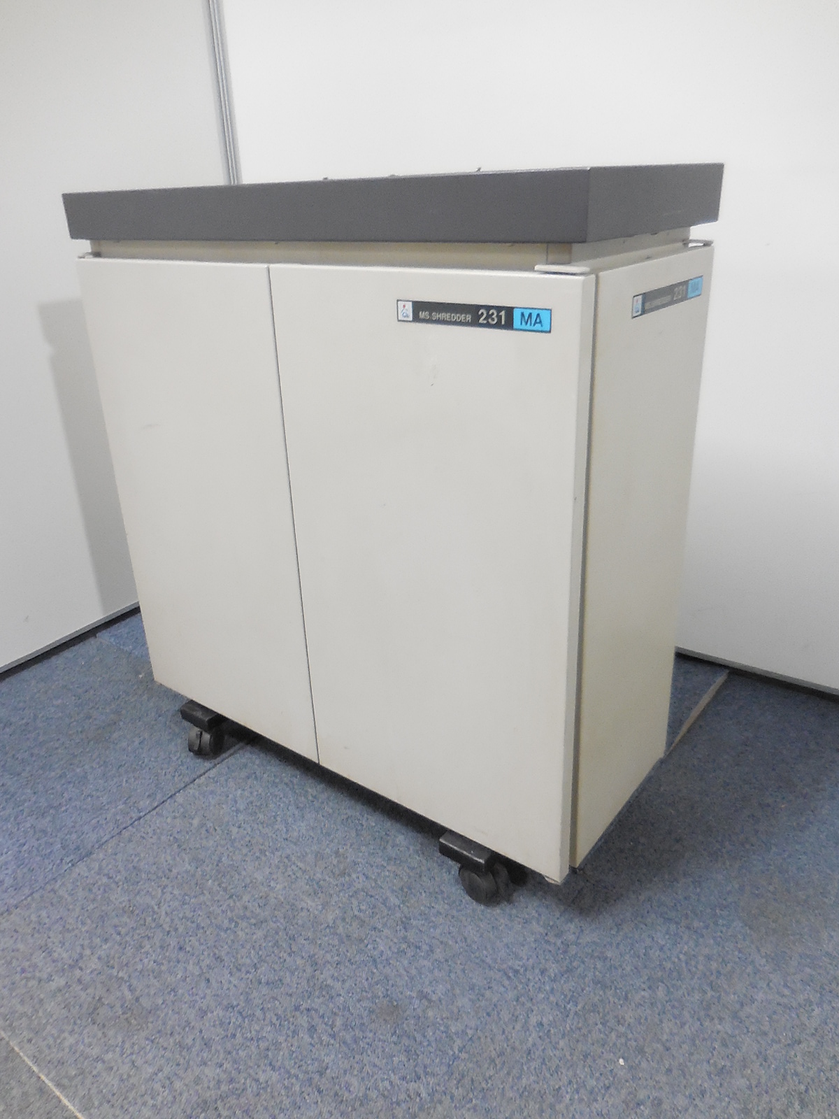  【場所を取らないコンパクトなサイズ感】明光商会製MSシリーズ、シュレッダーが入荷！　◆ワンカットクロス　
                        MSシリーズ
                                    中古
            