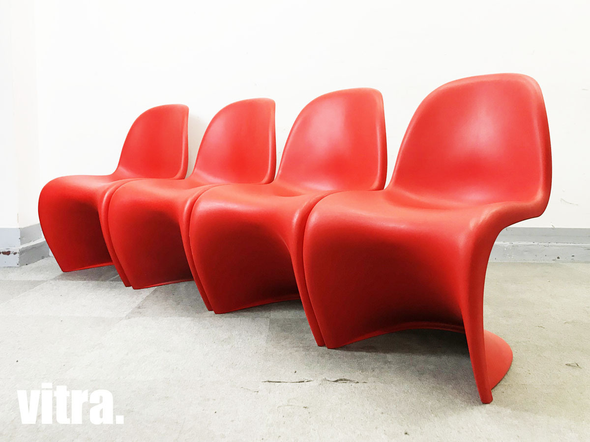 vitra/ヴィトラ　パントン 4脚セット　ポリプロピレン製　赤　ヴェルナーパントン　正規品
                        ヴェルナーパントン
                                    中古
            