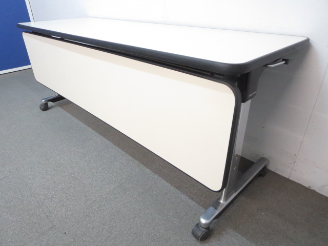 【特価品！】■オカムラ製　サイドフォールドテーブル ■W1800×D600mm　幕板パネル付【B】
                        その他シリーズ
                                    中古
            