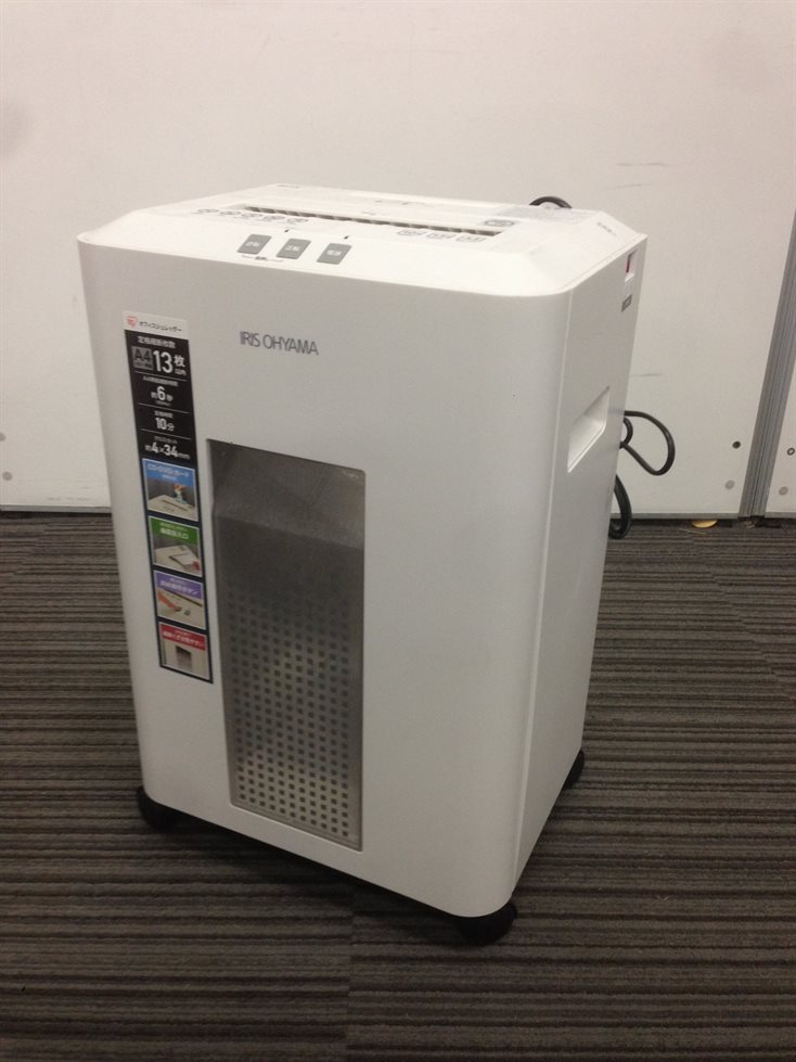 【限定1台!!】アイリスオーヤマ製！パーソナルシュレッダー、入荷致しました！
                        無し
                                    中古
            