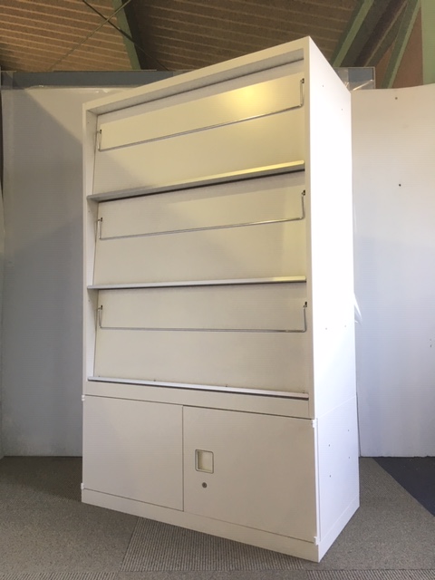 【関西倉庫在庫】オカムラ製｜レクトラインシリーズ｜カタログやパンフレットのディスプレイに最適！
                        レクトライン
                                    中古
            