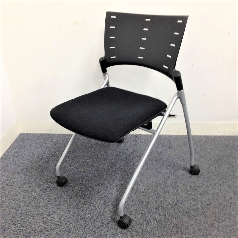 【長時間のミーティングや商談にはこれ！】■イトーキ製■マノスチェア【ネスティングタイプ】
                        マノス
                                    中古
            