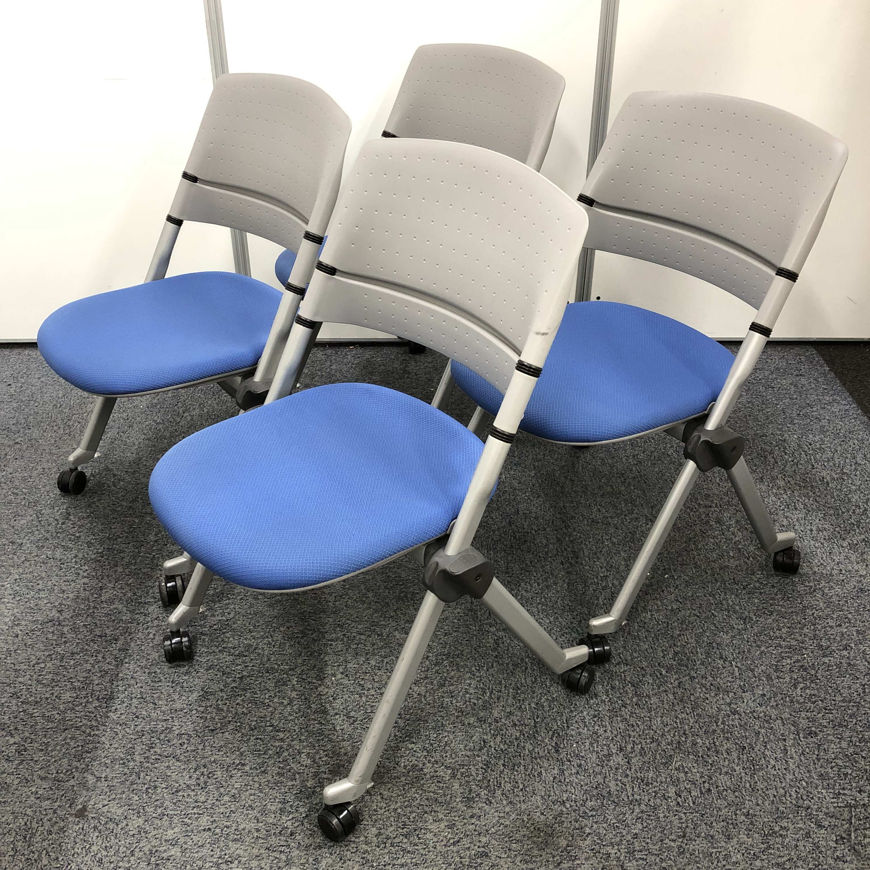 【セット！】【ネスティングタイプ】オカムラのオシャレな会議イスが入荷しました！
                        リータ
                                    中古
            