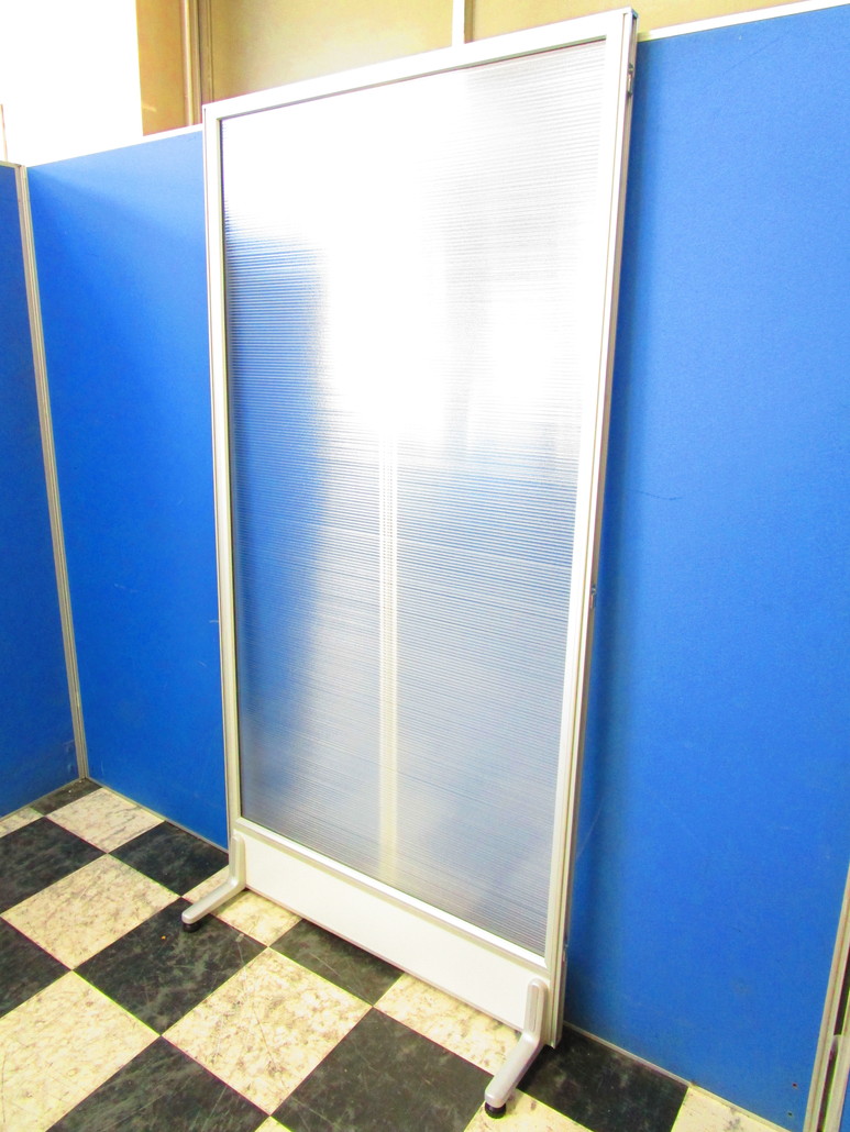 新古品パーテーション入荷！【β】
                        -
                                    新古品
            