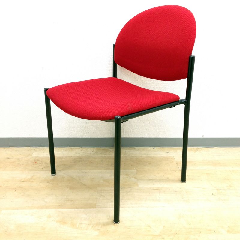 【残り1脚】【情熱カラーレッド入荷！】■国内メーカーコクヨ製■スタッキングチェア
                        その他シリーズ
                                    中古
            