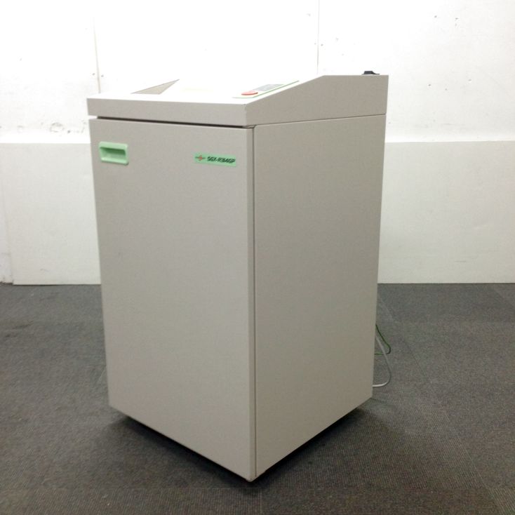 【1台限定！】シグマ技研 最大40枚裁断スペック！パワフルシュレッダーです！
                        SGX-R314GP
                                    中古
            