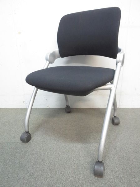 【ゆったり座れるミーティングチェア】■ミーティング・研修にピッタリ！　■コクヨ製　■ブラックカラー
                        シグザ
                                    中古
            