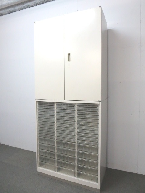 【これは便利！】■イトーキ製　両開き＋クリスタルトレイ書庫セット ■オフィス整理の必需品！
                        シンライン
                                    中古
            