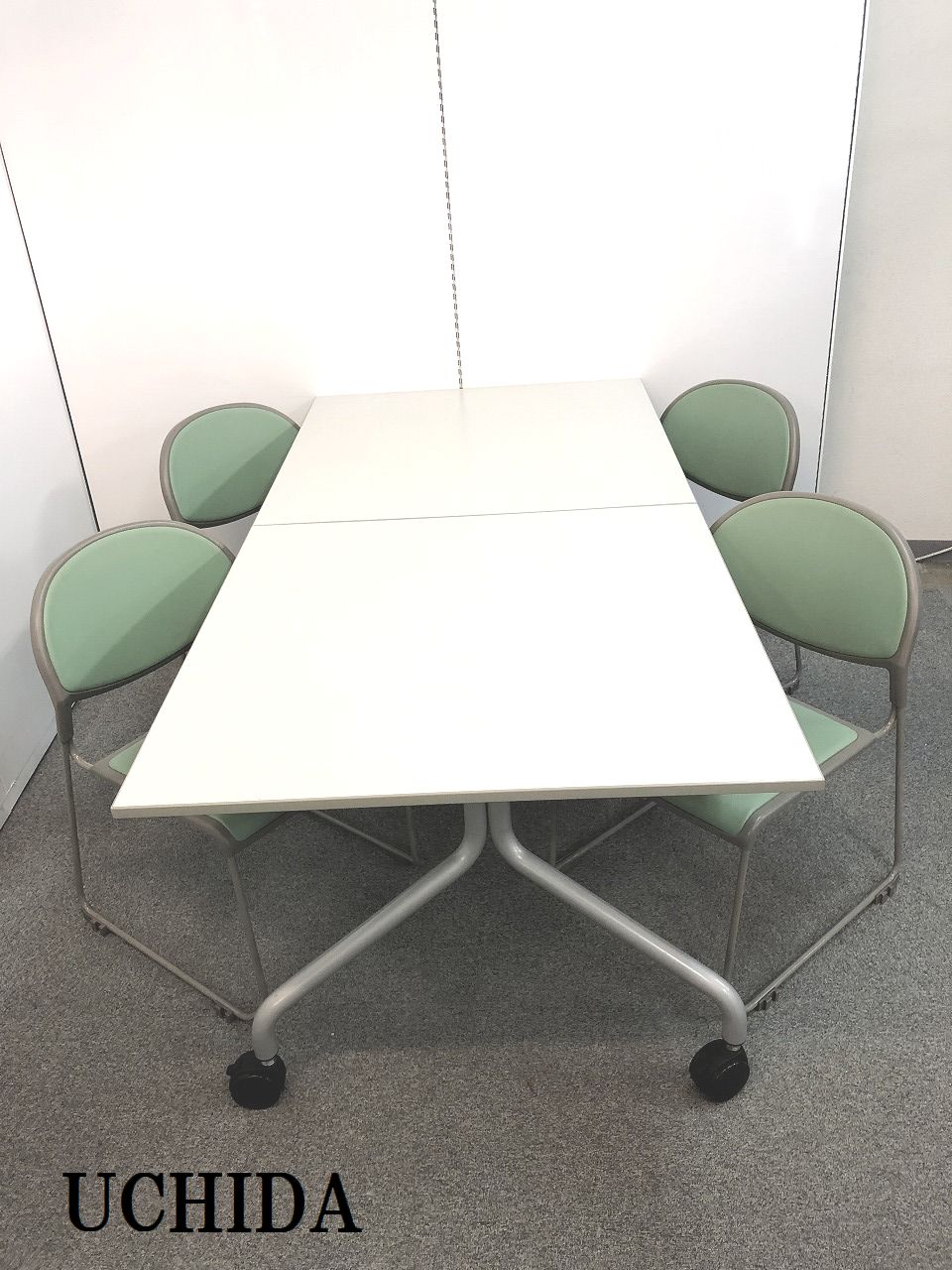 ２セット限定！！【国内メーカーのセンタースタックテーブルとスタッキングチェアのセット商品です！！】
                        その他シリーズ
                                    中古
            
